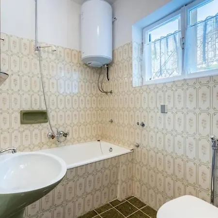 In With Terrace, Air Condition, Wifi, 5205-1 Apartament